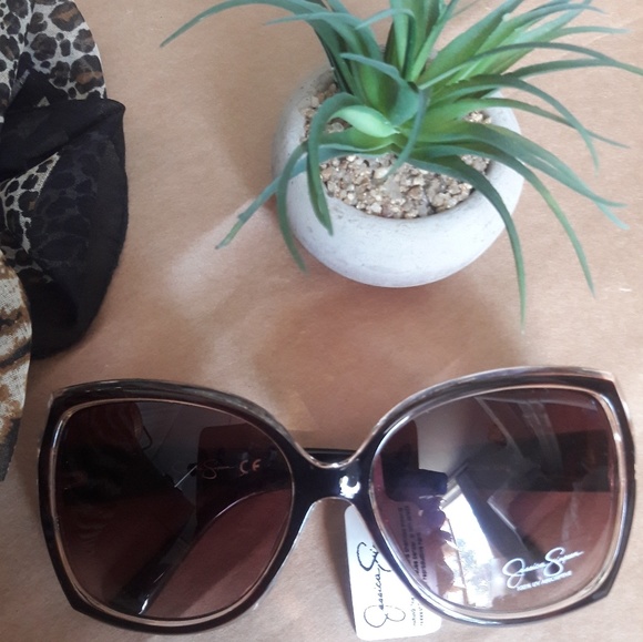 NWT Jessica Simpson Oversized SUNGLASSES ACCESSORY - Picture 7 of 8